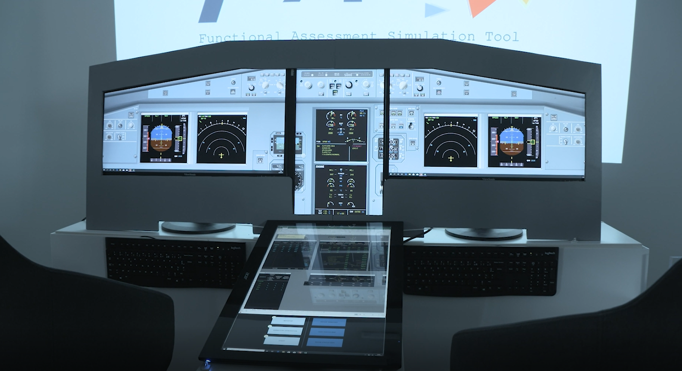 Simulateur en cockpit, Simulateur à cockpit fermé - Tous les fabricants de  l'aéronautique